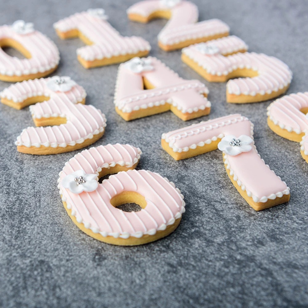 大きな数字のクッキーカッター、ビスケット型、キッチンベーキン - Kitchen Appliances For Baking のレビューと価格